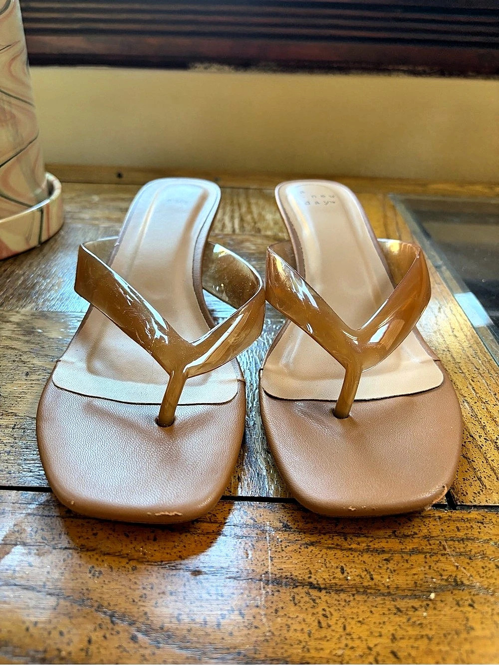 a new day Heeled Thong Sandals in Brown US 8.5 Like New